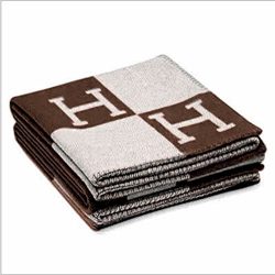 Initial Letter H Cashmere Knitted Throw Blanket for Couch/Chair/Love Seat/Car Camping Blanket Sh ...