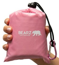 BEARZ Outdoor Beach Blanket/Compact Pocket Blanket 55″x60″, Waterproof Ground Cover, Sand Proof  ...